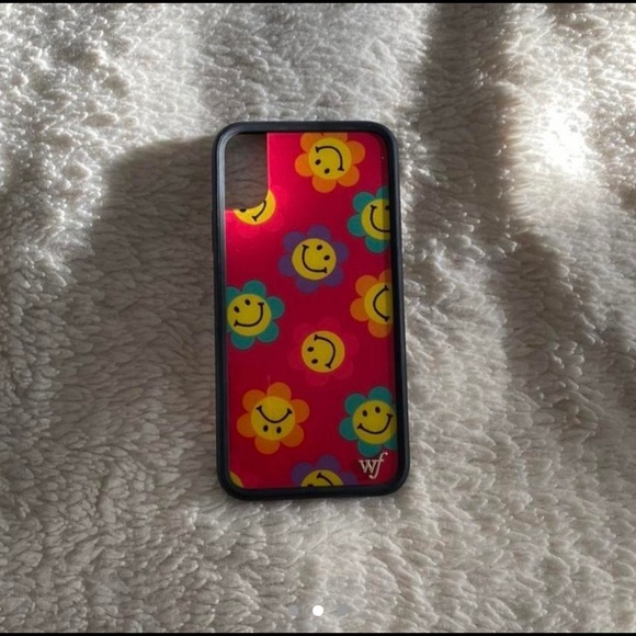 Smiley Flowers WildFlower IPhone X/Xs case - Picture 2 of 3